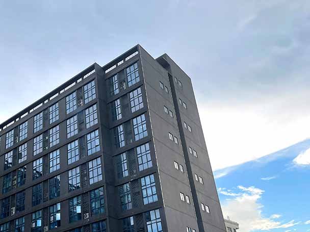 About Us - Trusted Abaya Manufacturer