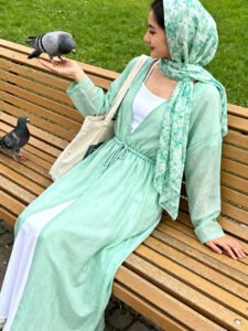 Key Factors for Building a Long-Term Relationship with Your Abaya Supplier1 - Oharry-Your Trusted Custom Manufacturer for Middle Eastern Fashion Key Factors for Building a Long-Term Relationship with Your Abaya Supplier1